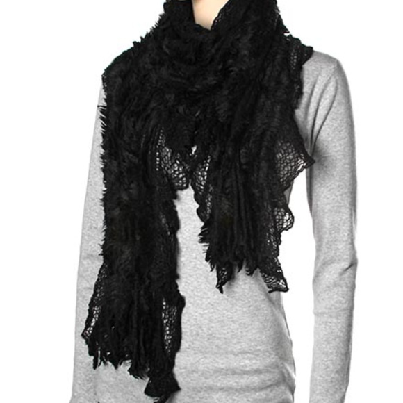 Black / 100% Acrylic / Ruffle Muffler W/ Fur - Picture 1 of 1